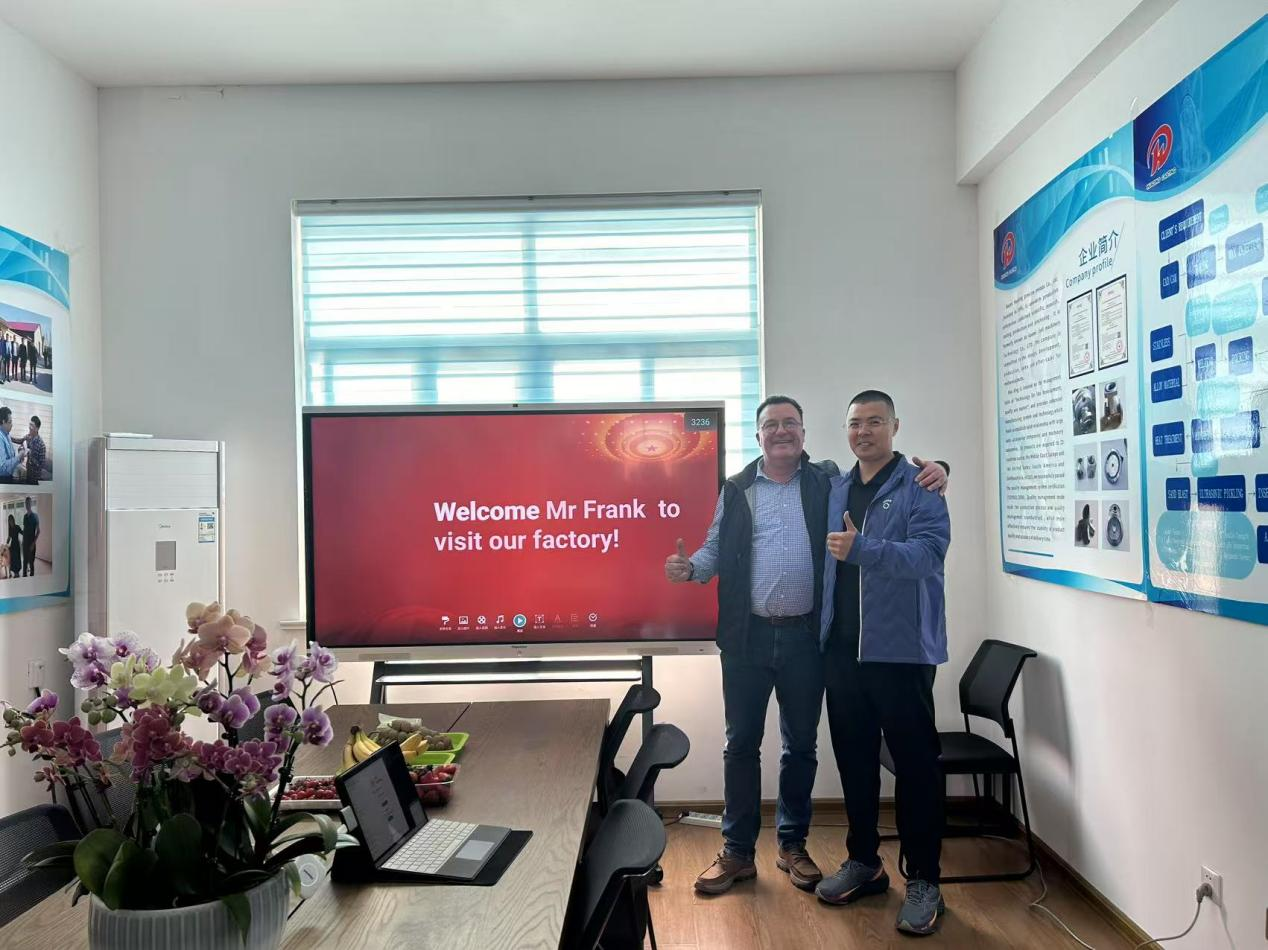 बेल्जियम के ग्राहक ने दो बार कारखाने का दौरा किया