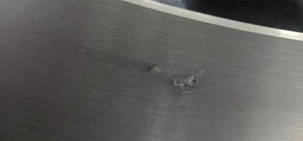 ग्रे कास्ट आयरन में ताकना वर्षा के लक्षण और रोकथाम उपाय