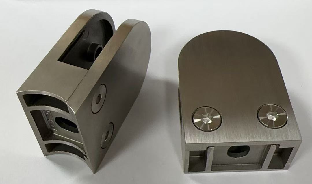 स्टेनलेस स्टील रेलिंग फिटिंग ग्लास फिटिंग - ग्लास क्लैंप